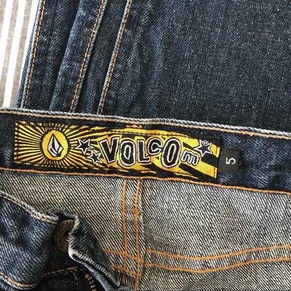 Women’s Vintage Volcom Jeans Y2K - 5 - Picture 3 of 7